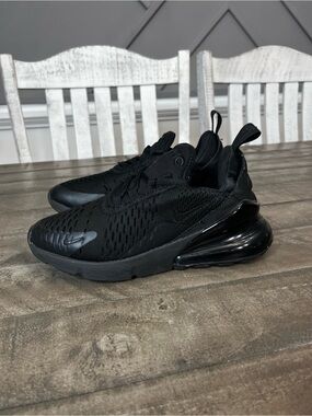 Nike Air Max 270 Triple Black Sneakers Sz 4.5 Y
